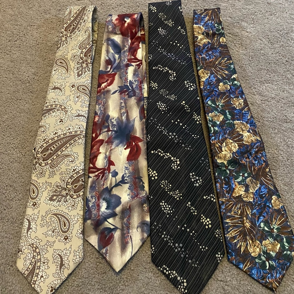 4 neck ties